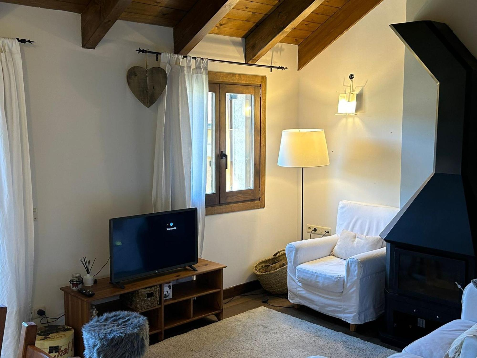 Apartament Del Llac Osseja Exterior photo